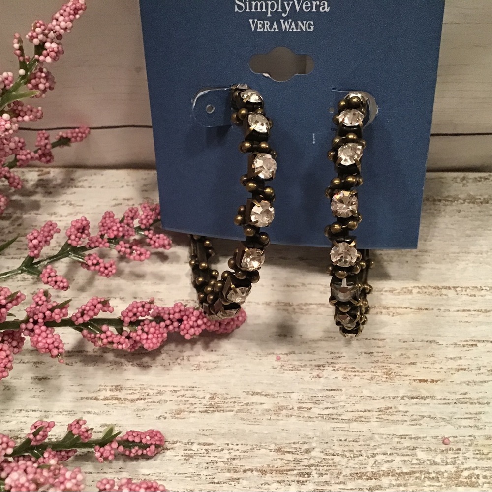 Simply Vera Hoops
